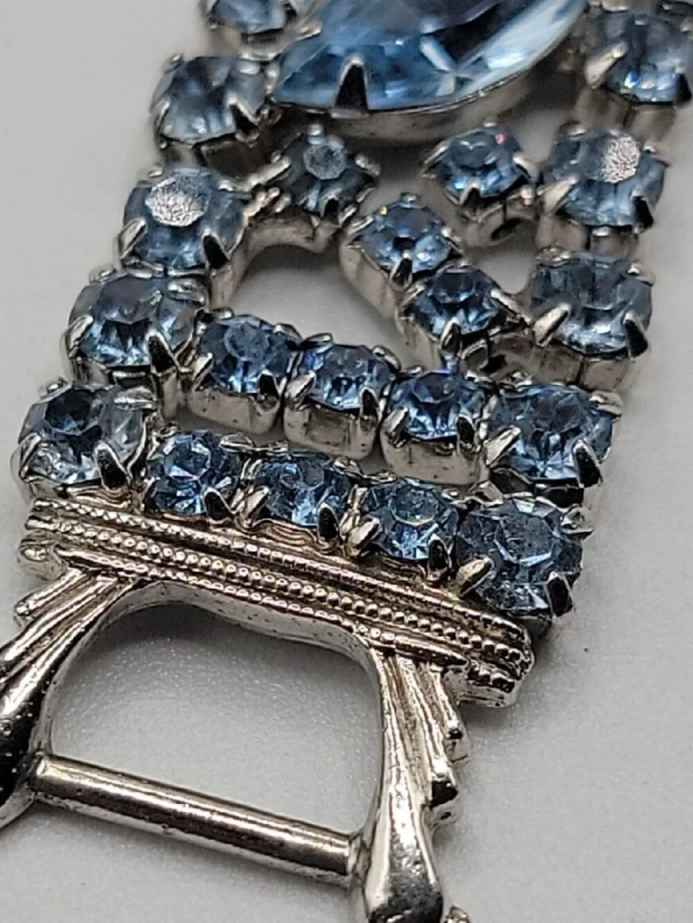 BY Gale Blue Crystal Tennis Bracelet 1980s High Quality Collectors Vintage 7